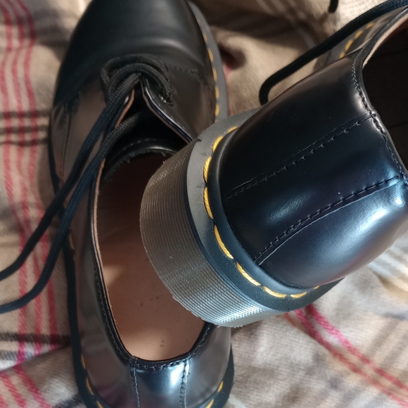 The Real Doc Martin Oxford - Picture 6 of 7